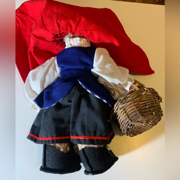 Annette Funicello Collectible Bear Co. Red Riding Hood w basket 12” all original - Picture 12 of 15